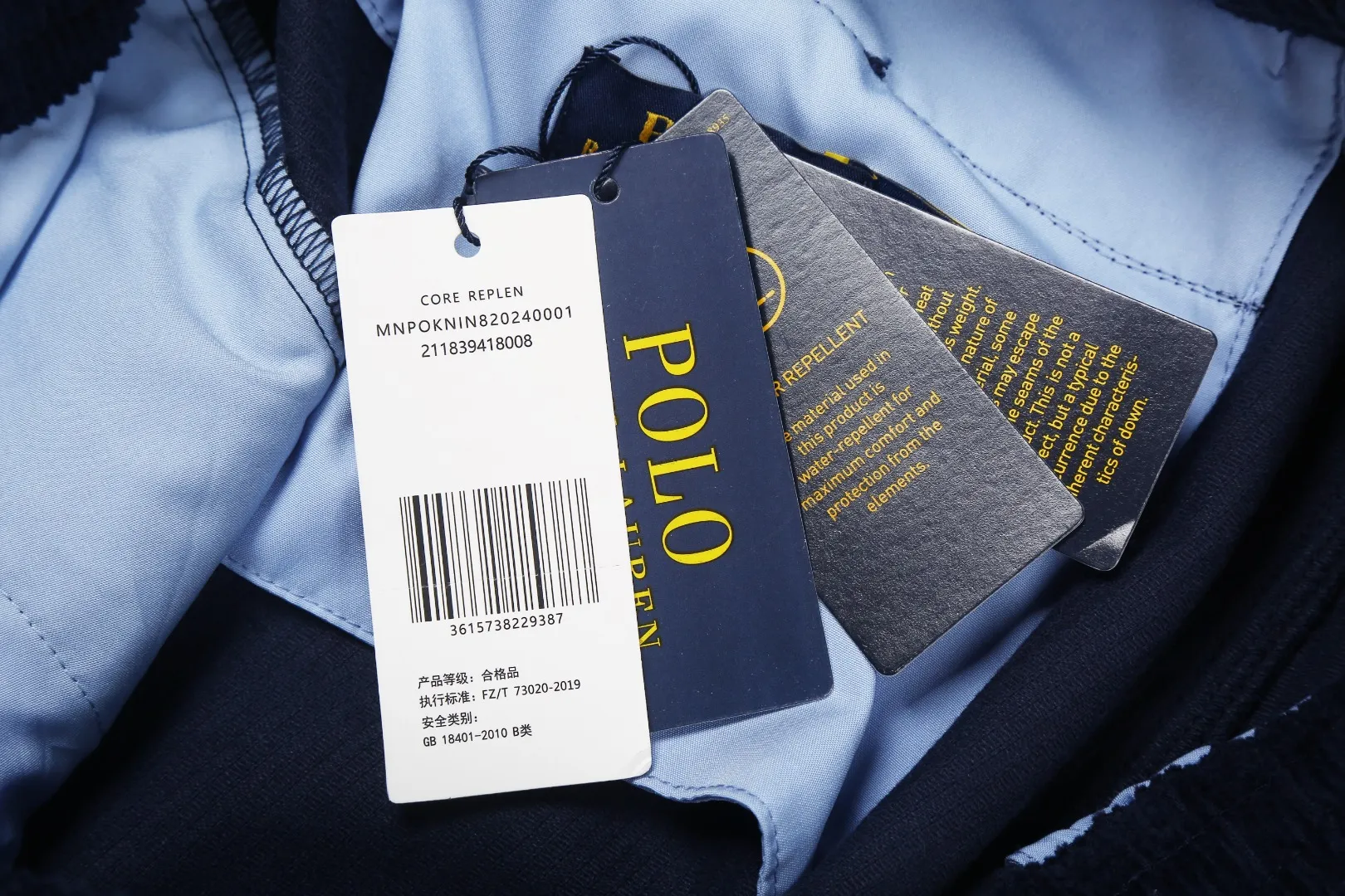 P190 white background picture [popular in summer] Style number: 25053# Color: dark navy/off-white/light pink/coffee size: S to 1.2 Bronze gas eyes Customized brand RL letter pendant clock Green cotton waist rope ✅ - 100% restored workmanship A-line five-point fit Double pockets on the back Double stitched light independent waistband ✅ - RL/corduroy summer shorts Full of loose elastic band style Stiff version super neat Suede texture high-end pull-up matching shirt T-shirt Long-sleeved N-kind style Super feel on the upper body The laziness makes me feel full. The colors are super refreshing and clean. It has a high-quality texture.